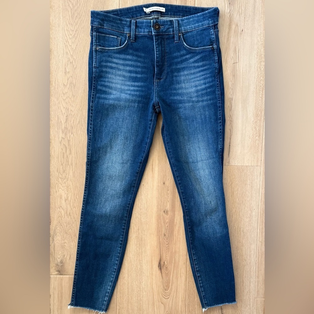 Whetherly Cooper High Rise Skinny Raw Hem Jeans 
Size 28/6